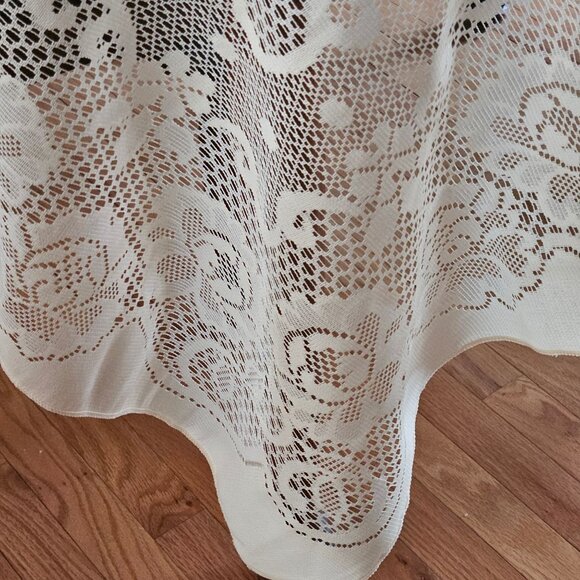 Vintage Cream Floral Lace Tablecloth Rectangle 60 X 96 Cottagecore Open Work - Picture 6 of 8